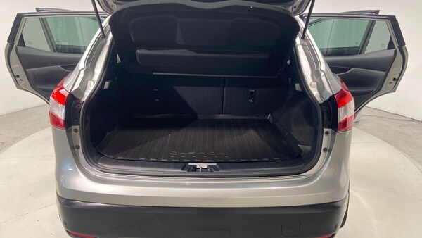 Used Nissan Qashqai 2015 for sale - 74725720: Photo 88