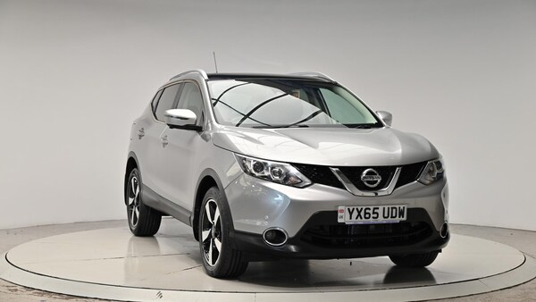 Used Nissan Qashqai 2015 for sale - 74725720: Photo 9
