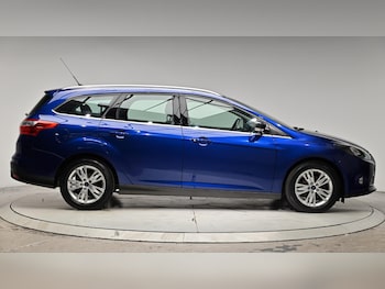 Used Ford Focus 2013 for sale - 76992604: Photo