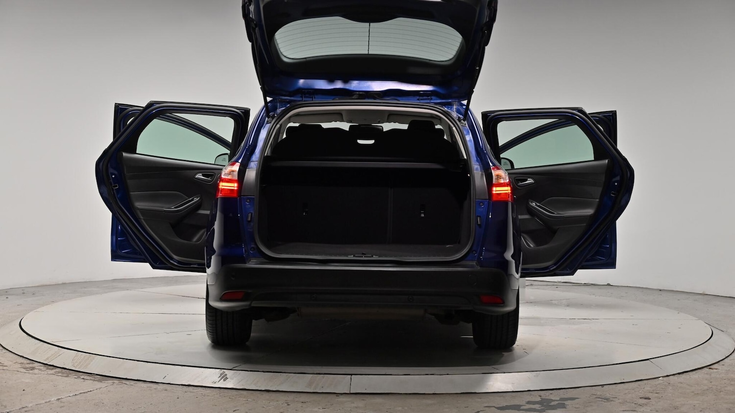 Used Ford Focus 2013 for sale - 76992604: Photo 65