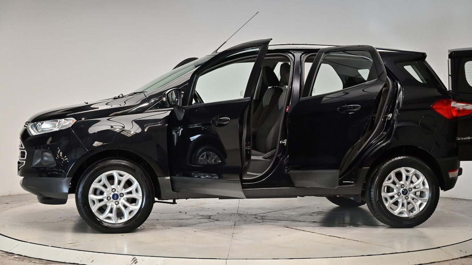 Used Ford Ecosport 2015 for sale - 76993348: Photo 55