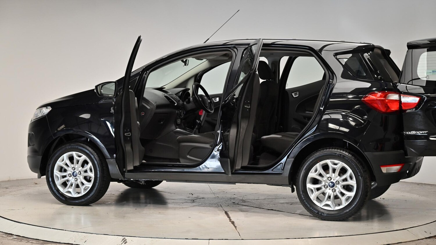 Used Ford Ecosport 2015 for sale - 76993348: Photo 58