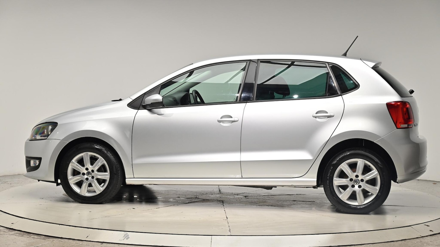 Used Volkswagen Polo 2012 for sale - 76440469: Photo 21
