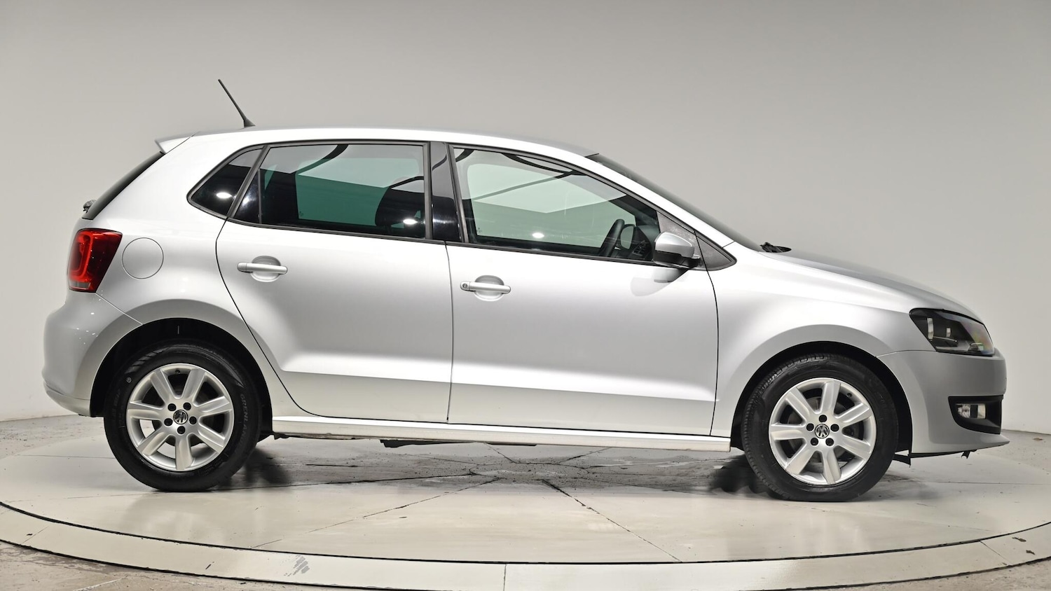 Used Volkswagen Polo 2012 for sale - 76440469: Photo 38