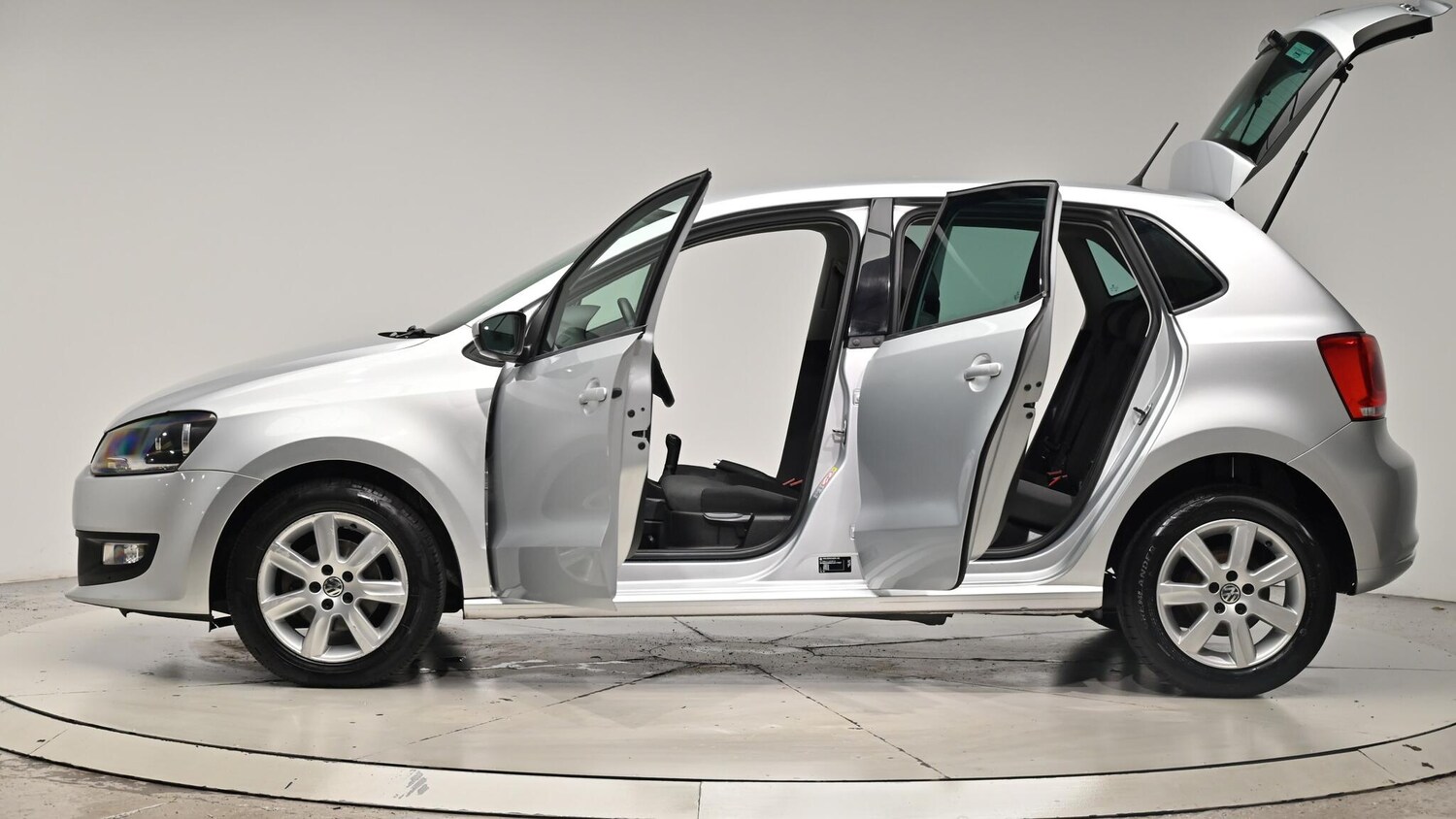 Used Volkswagen Polo 2012 for sale - 76440469: Photo 56