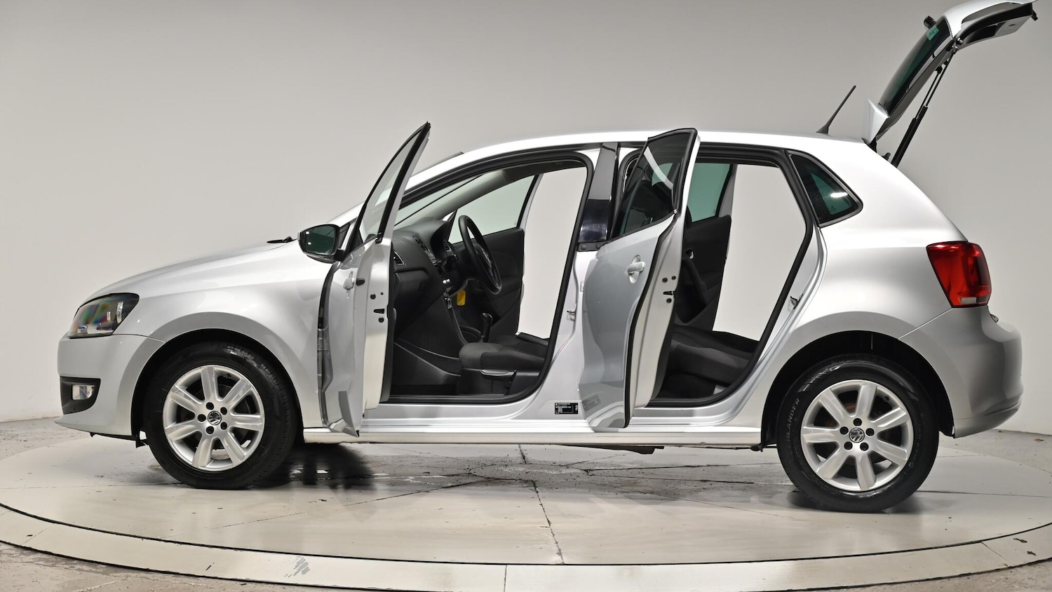 Used Volkswagen Polo 2012 for sale - 76440469: Photo 57