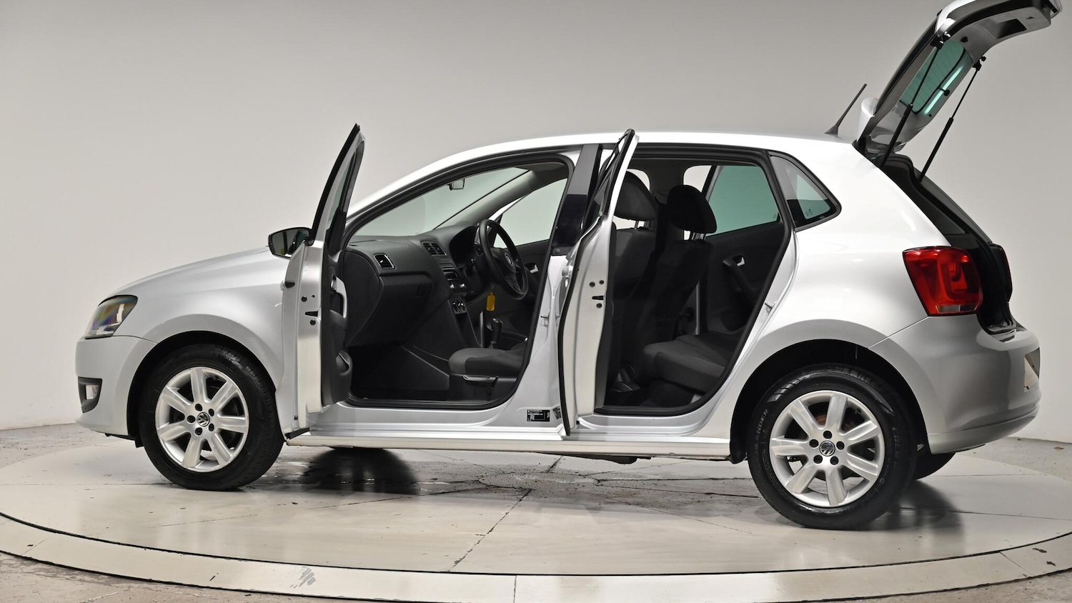 Used Volkswagen Polo 2012 for sale - 76440469: Photo 58