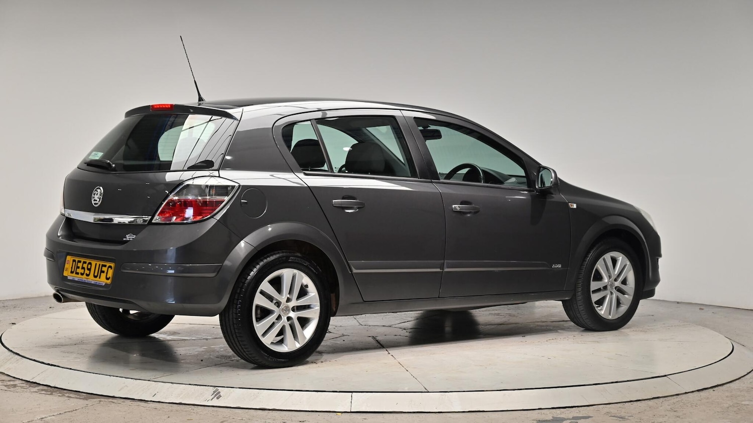 Used Vauxhall Astra 2009 for sale - 76360196: Photo 34