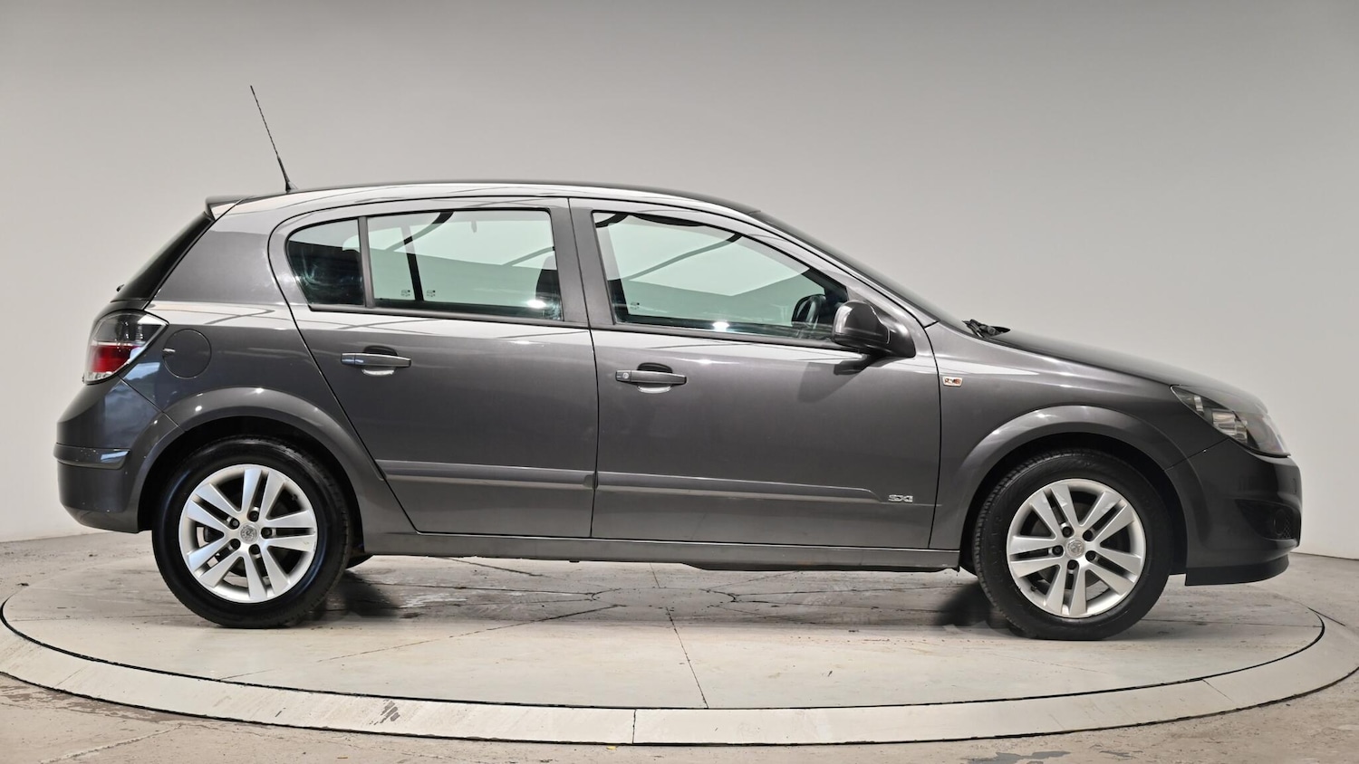 Used Vauxhall Astra 2009 for sale - 76360196: Photo 4