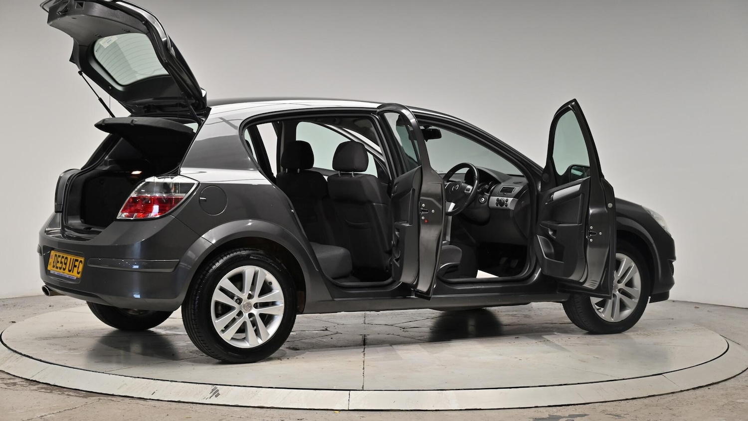 Used Vauxhall Astra 2009 for sale - 76360196: Photo 71