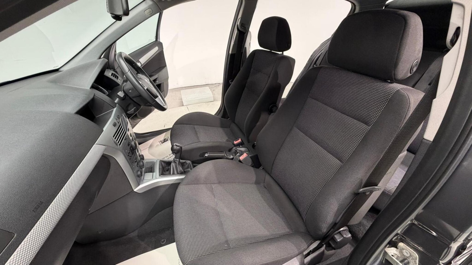 Used Vauxhall Astra 2009 for sale - 76360196: Photo 83