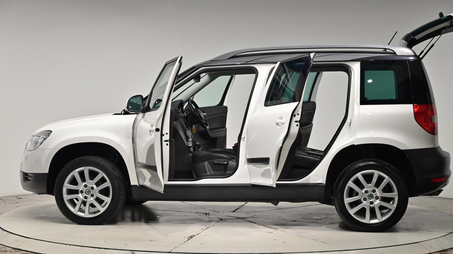 Used Skoda Yeti 2013 for sale - 76886884: Photo 57