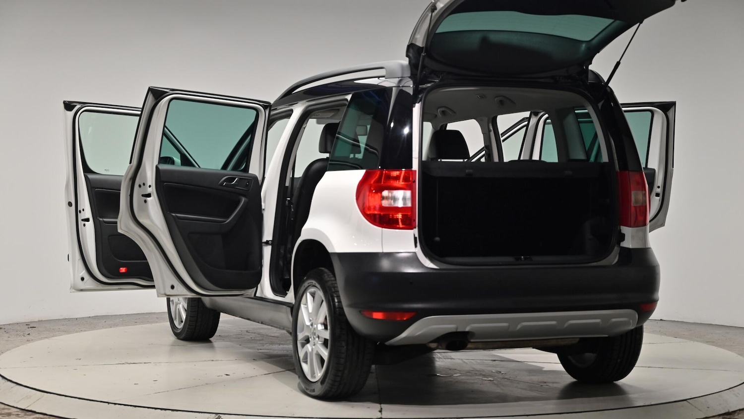 Used Skoda Yeti 2013 for sale - 76886884: Photo 63