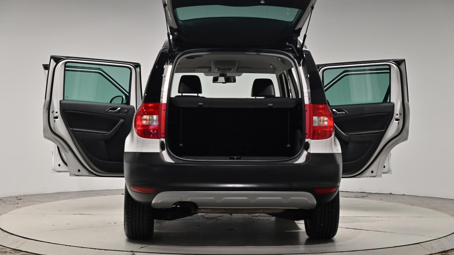 Used Skoda Yeti 2013 for sale - 76886884: Photo 65