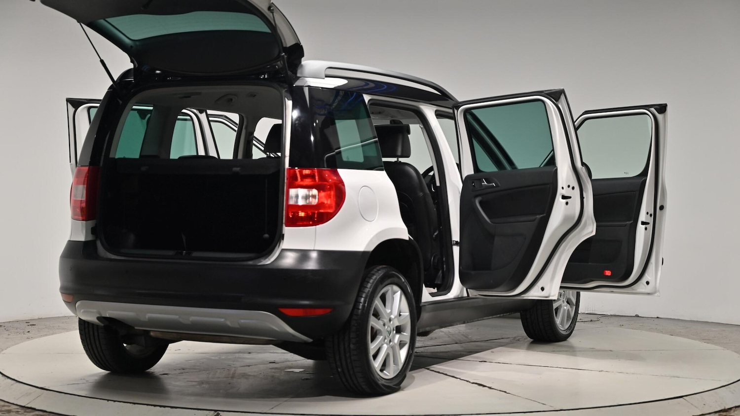 Used Skoda Yeti 2013 for sale - 76886884: Photo 68