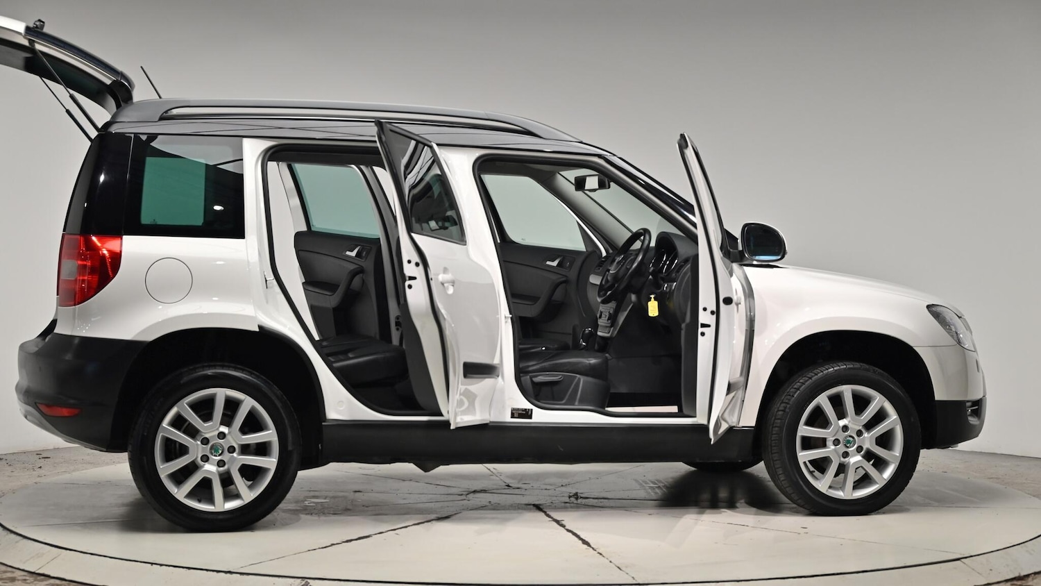 Used Skoda Yeti 2013 for sale - 76886884: Photo 73