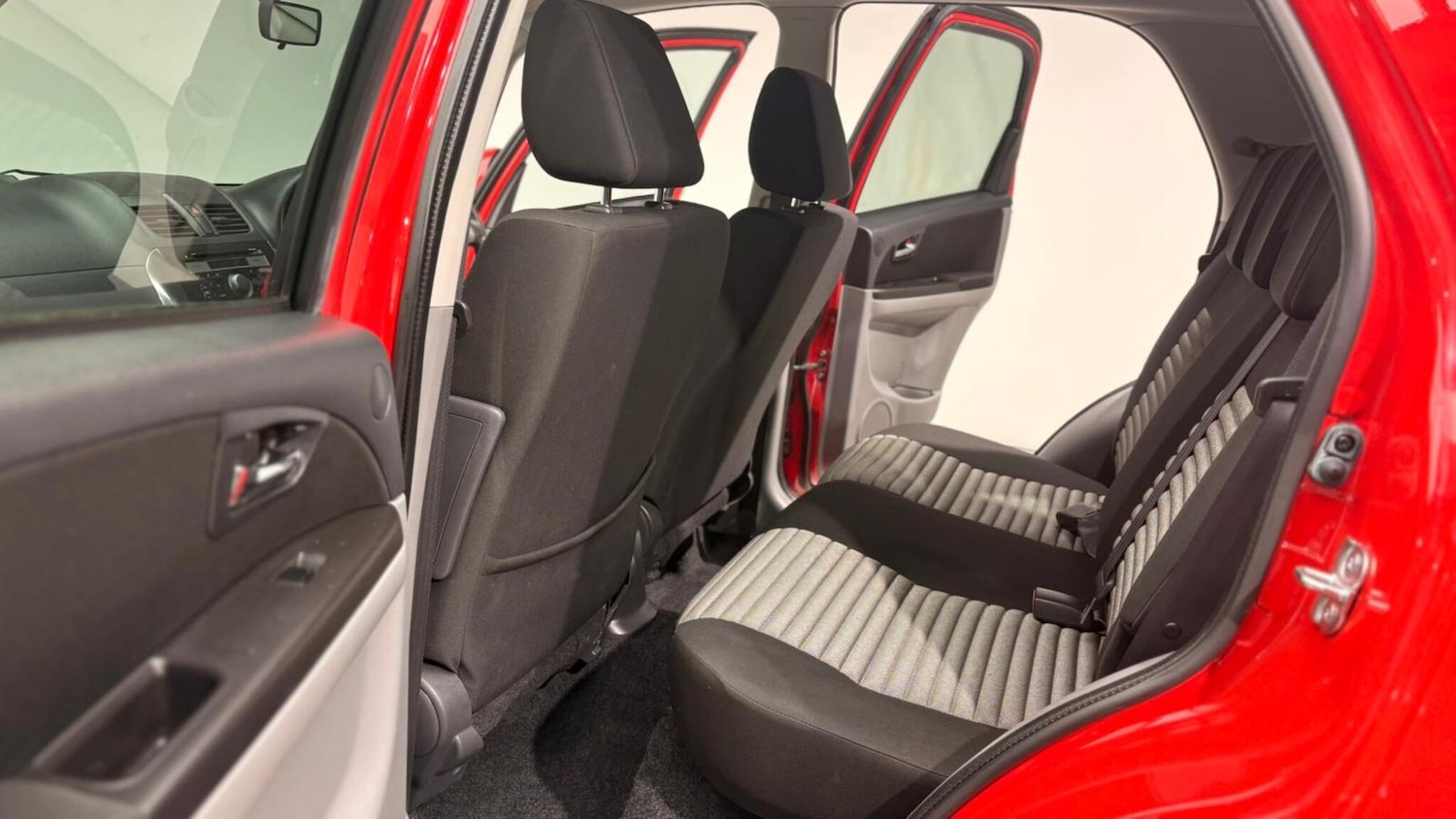 Used Suzuki SX4 2013 for sale - 76850051: Photo 82