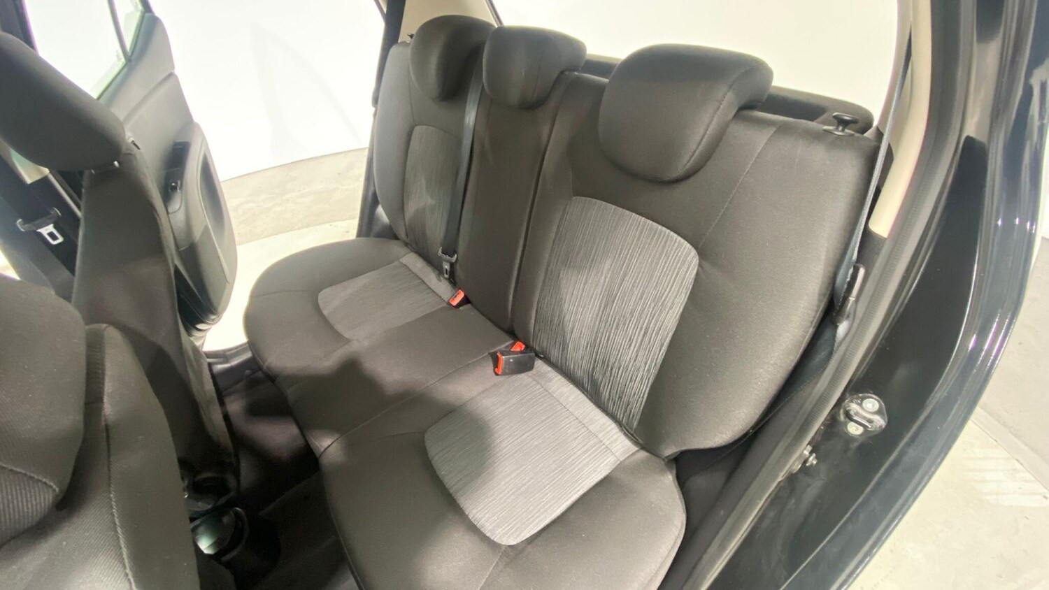 Vehicle 85