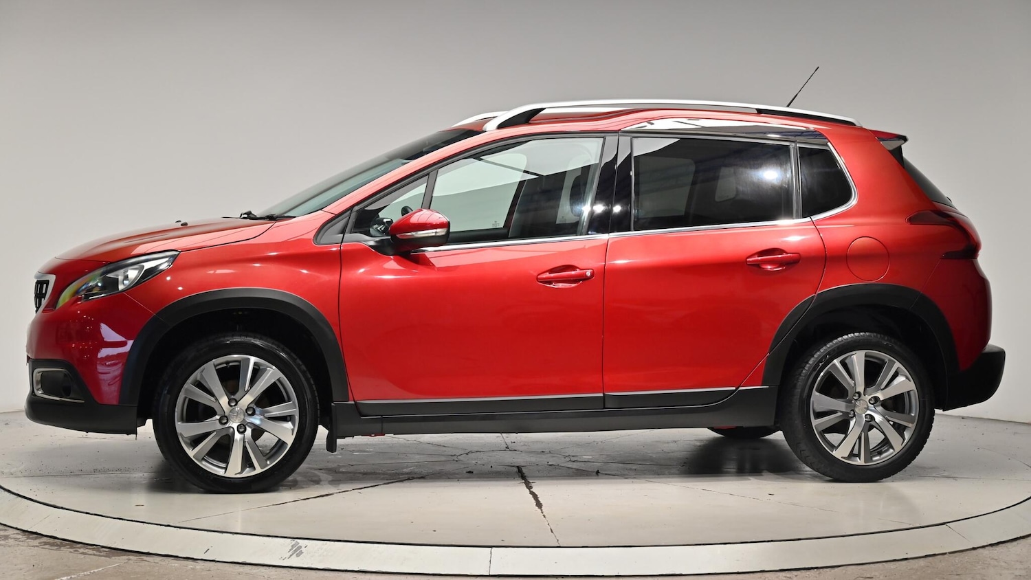 Used Peugeot 2008 2016 for sale - 76572889: Photo 19