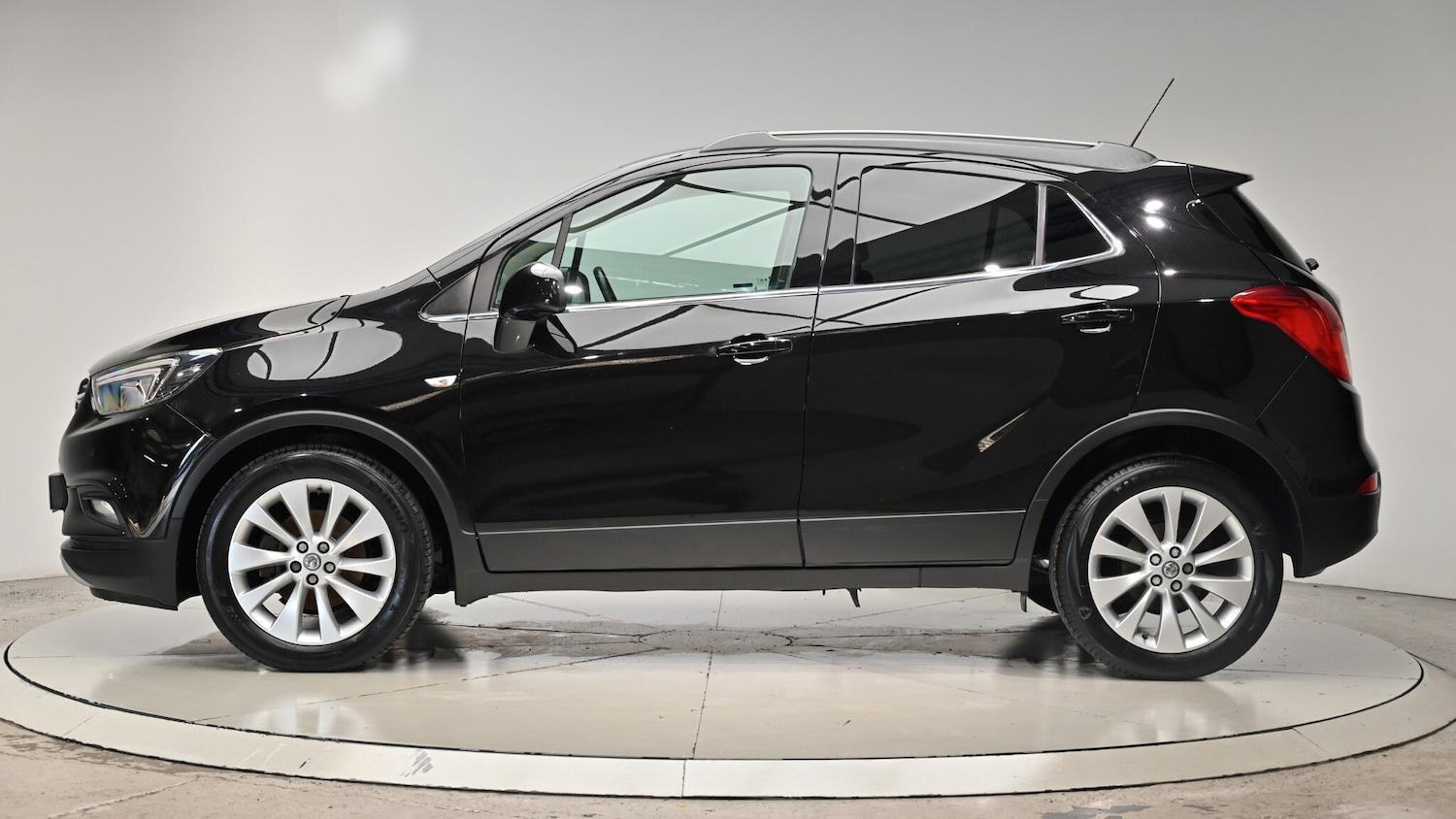 Used Vauxhall Mokka X 2017 for sale - 76360910: Photo 3