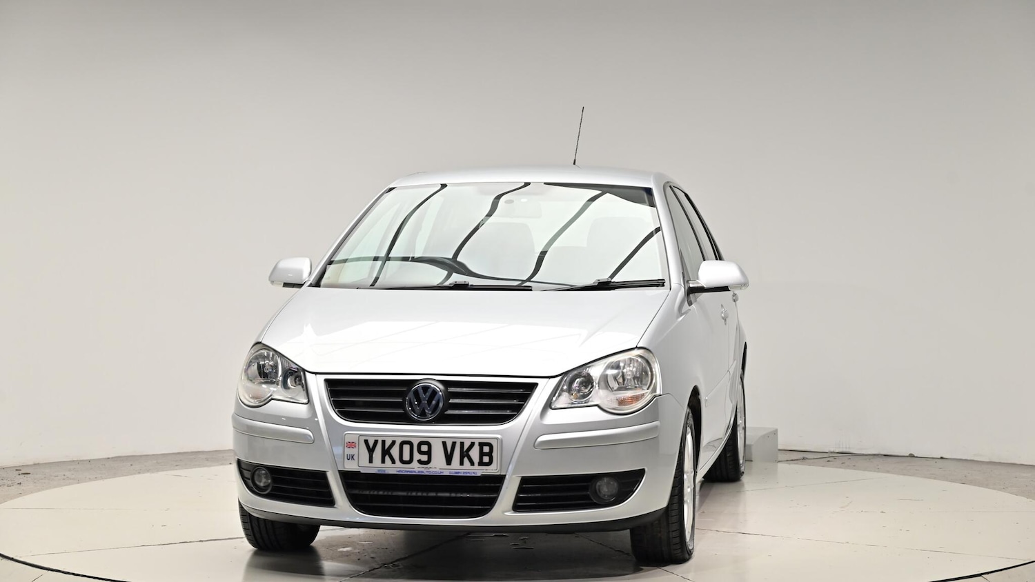 Used Volkswagen Polo 2009 for sale - 76975697: Photo 12