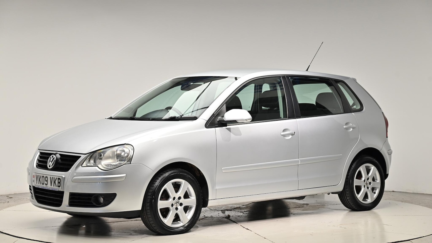 Used Volkswagen Polo 2009 for sale - 76975697: Photo 16