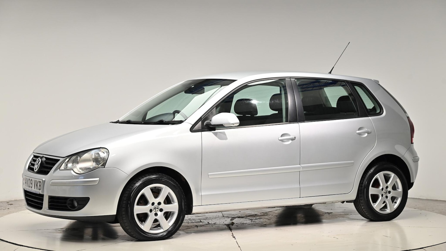 Used Volkswagen Polo 2009 for sale - 76975697: Photo 17