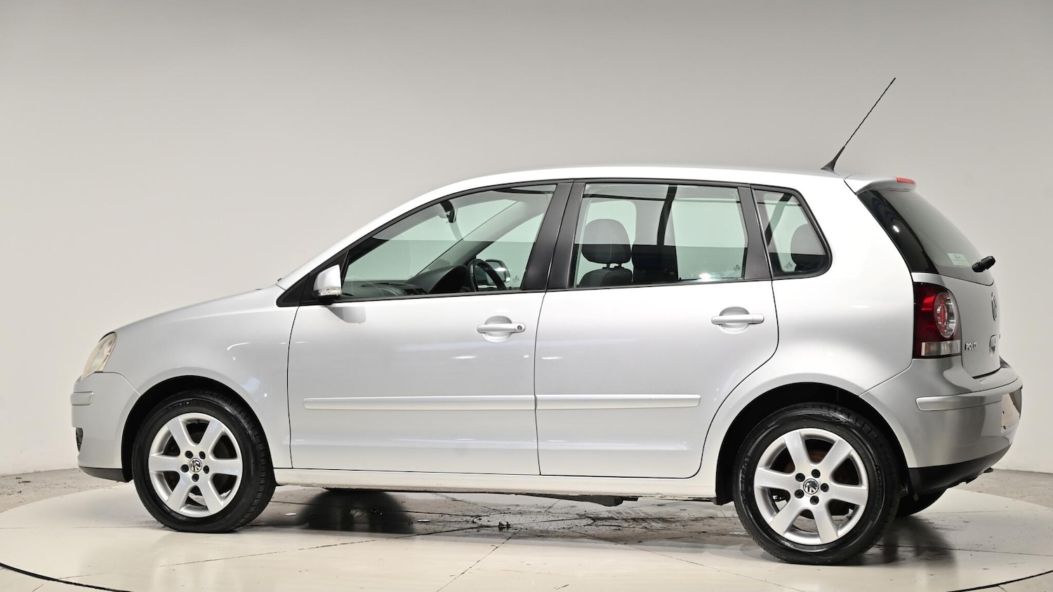 Used Volkswagen Polo 2009 for sale - 76975697: Photo 22