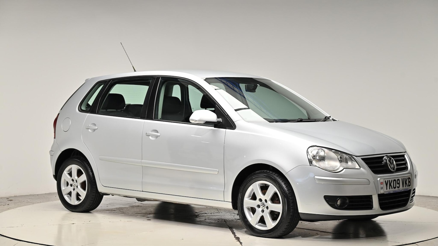 Used Volkswagen Polo 2009 for sale - 76975697: Photo 42