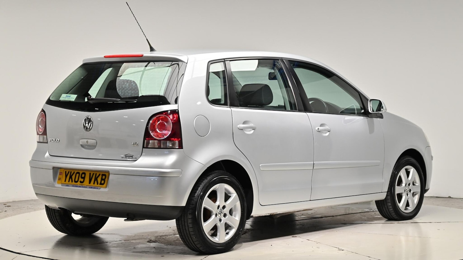 Used Volkswagen Polo 2009 for sale - 76975697: Photo 6