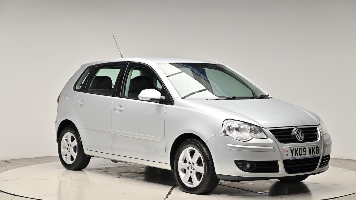 Used Volkswagen Polo 2009 for sale - 76975697: Photo 7
