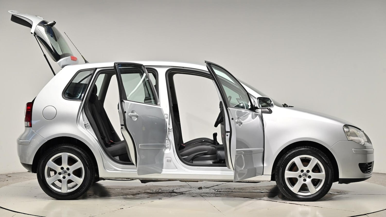 Used Volkswagen Polo 2009 for sale - 76975697: Photo 74