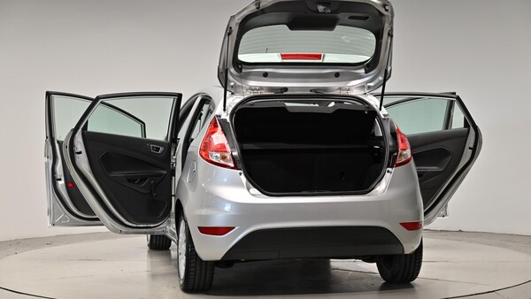 Used Ford Fiesta 2016 for sale - 75071243: Photo 64