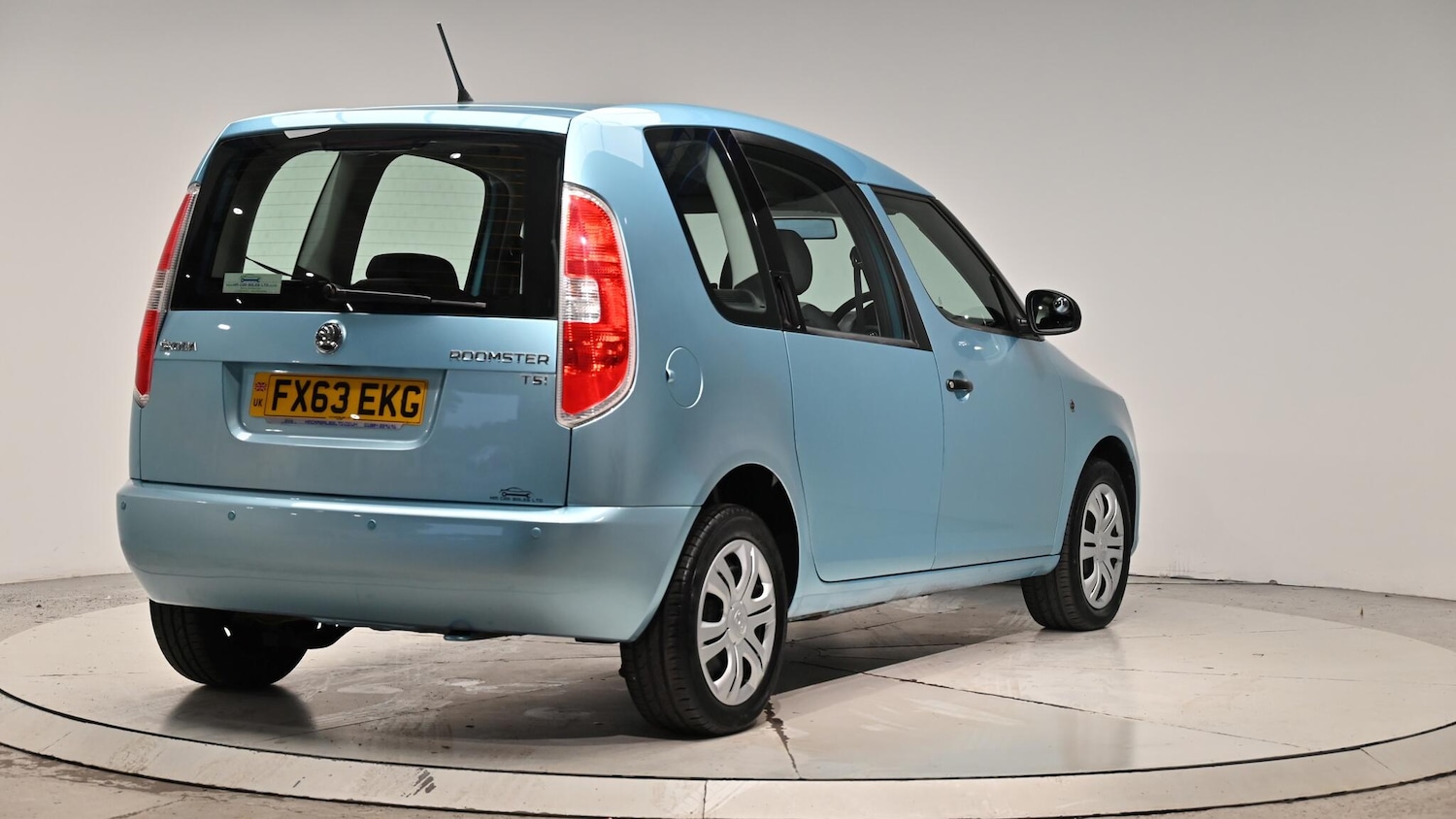 Used Skoda Roomster 2013 for sale - 76282783: Photo 32