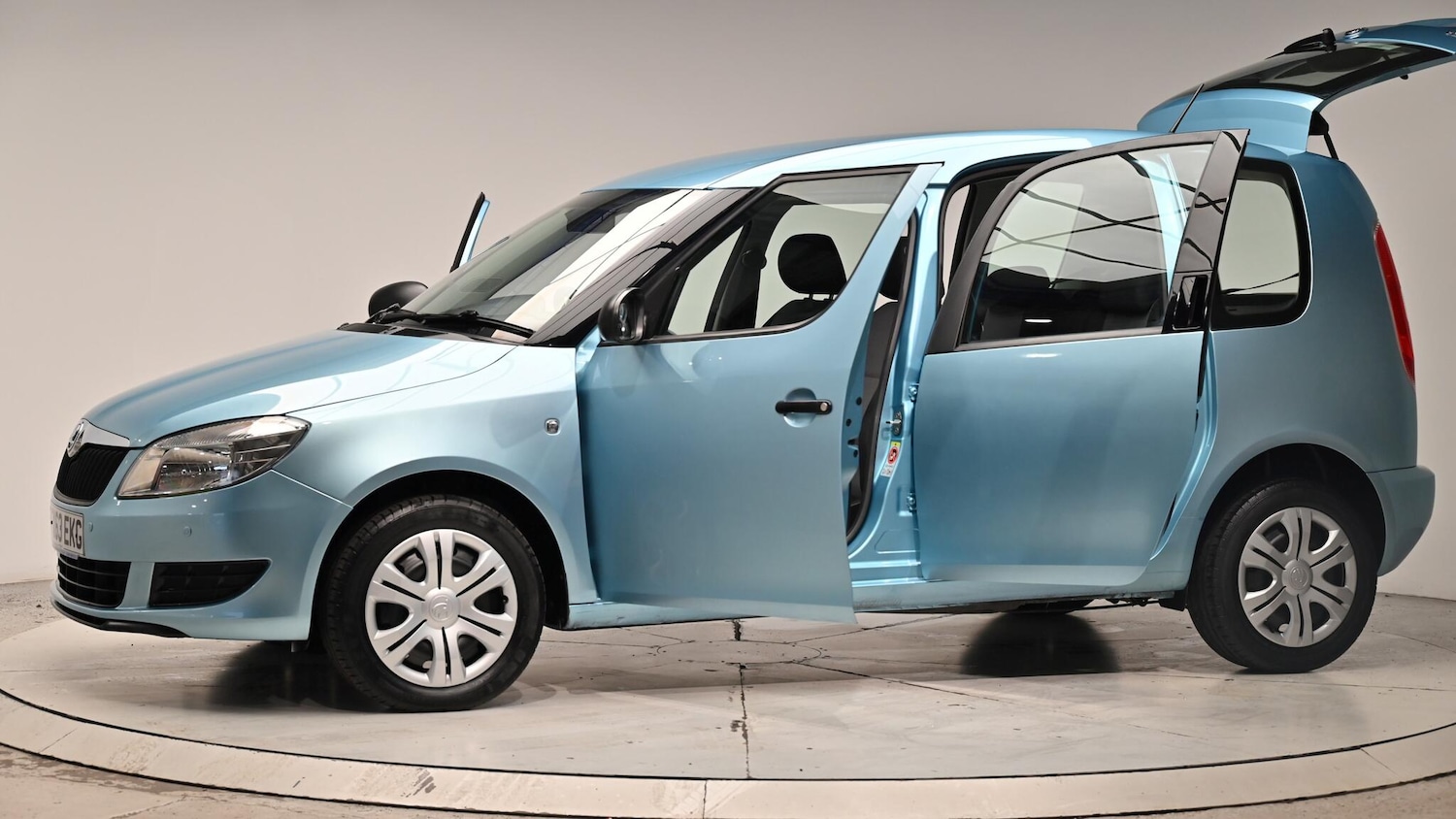 Used Skoda Roomster 2013 for sale - 76282783: Photo 54