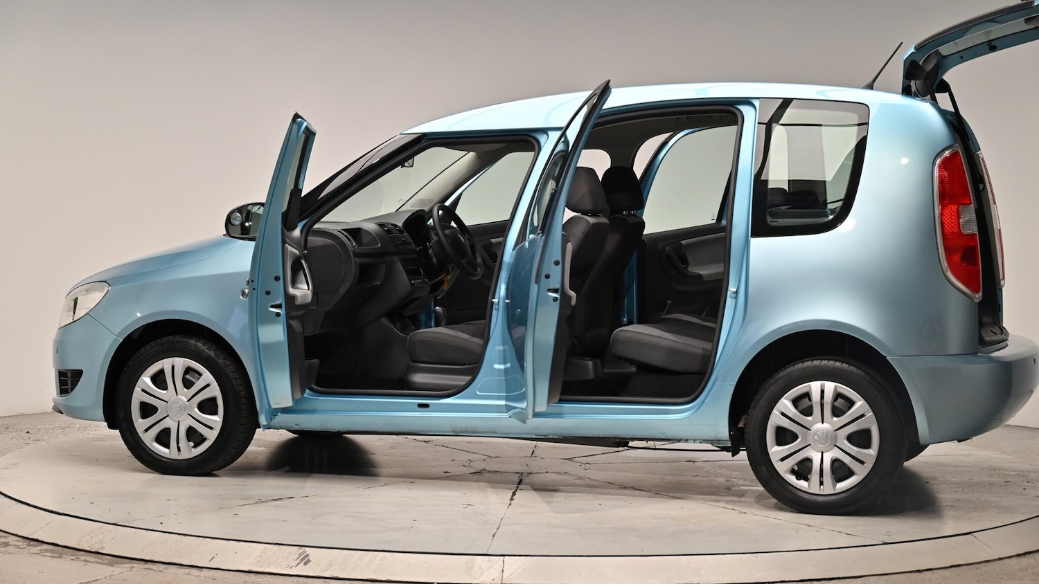 Used Skoda Roomster 2013 for sale - 76282783: Photo 58