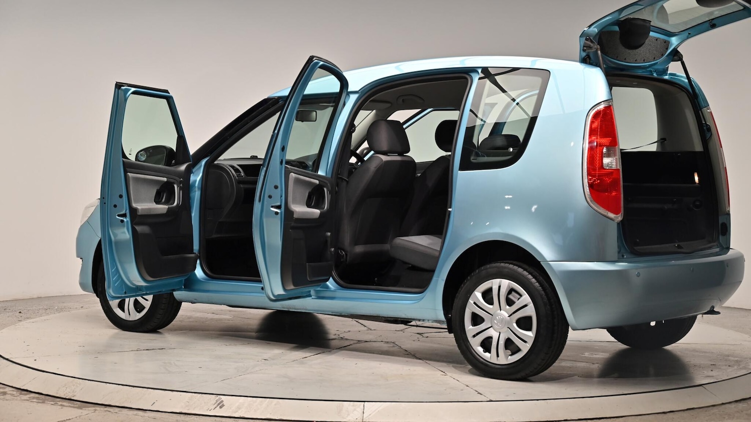 Used Skoda Roomster 2013 for sale - 76282783: Photo 60