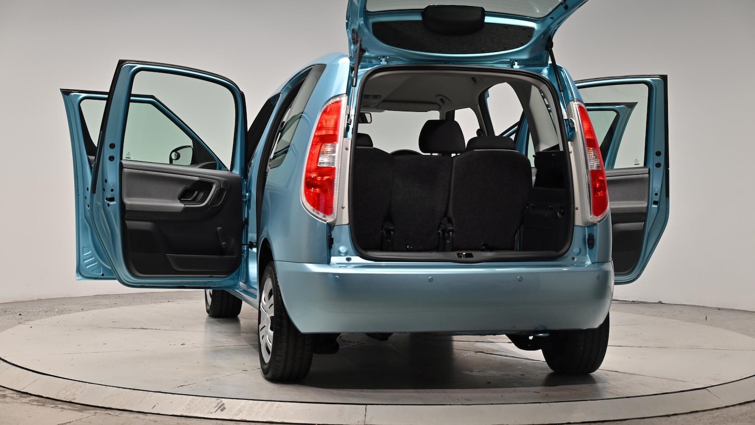 Used Skoda Roomster 2013 for sale - 76282783: Photo 64