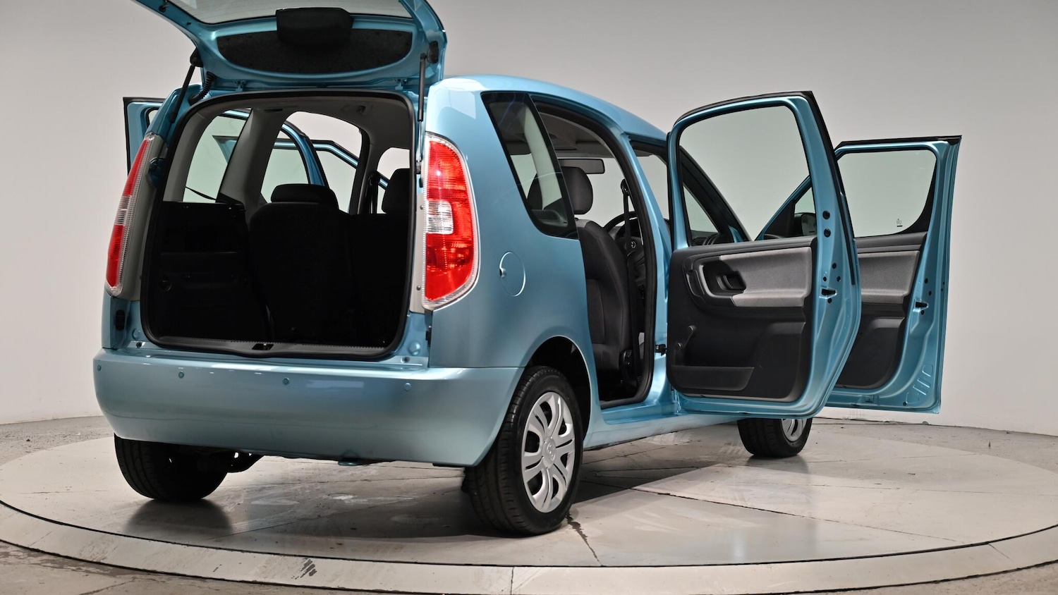 Used Skoda Roomster 2013 for sale - 76282783: Photo 68