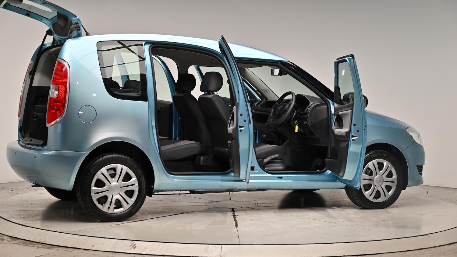 Used Skoda Roomster 2013 for sale - 76282783: Photo 72