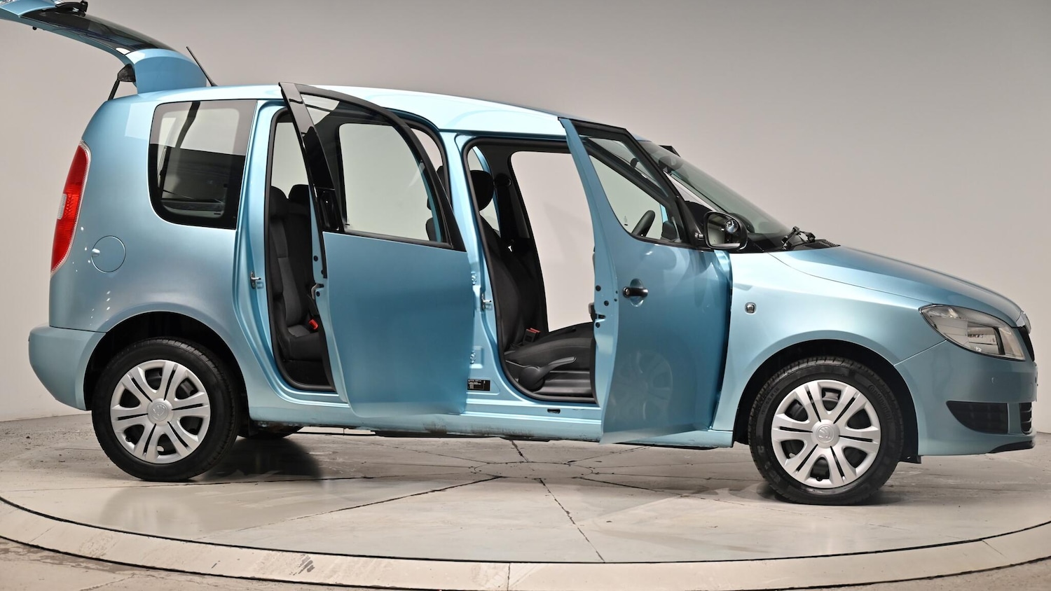 Used Skoda Roomster 2013 for sale - 76282783: Photo 75
