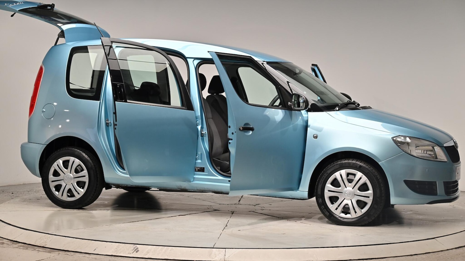 Used Skoda Roomster 2013 for sale - 76282783: Photo 76