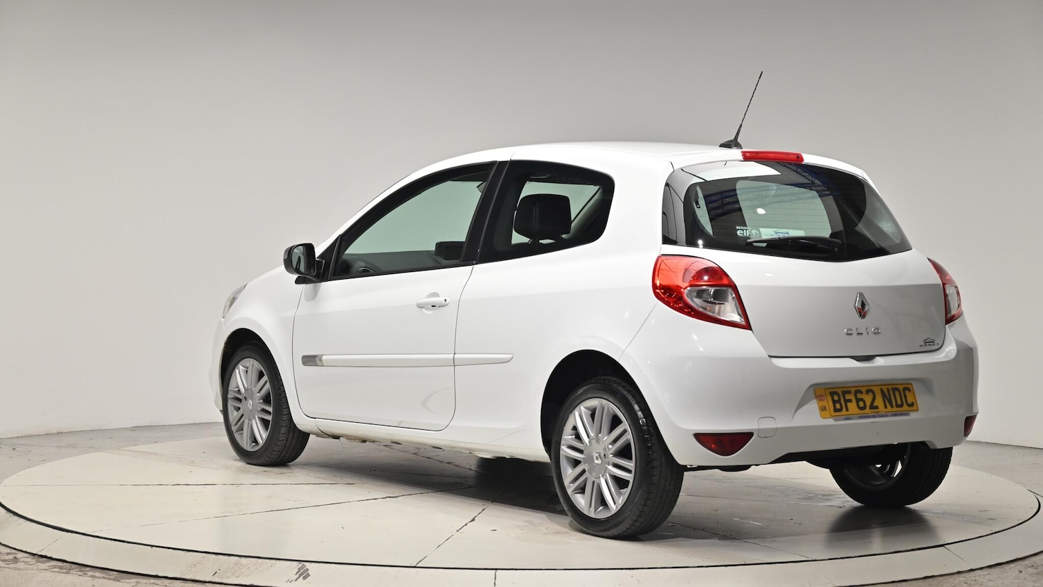 Used Renault Clio 2012 for sale - 76549858: Photo 25