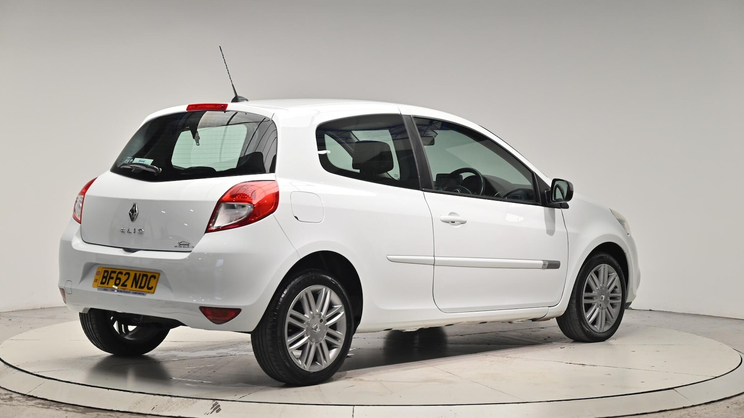 Used Renault Clio 2012 for sale - 76549858: Photo 33