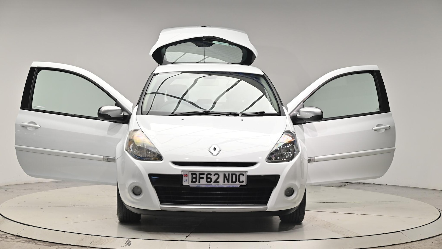 Used Renault Clio 2012 for sale - 76549858: Photo 46