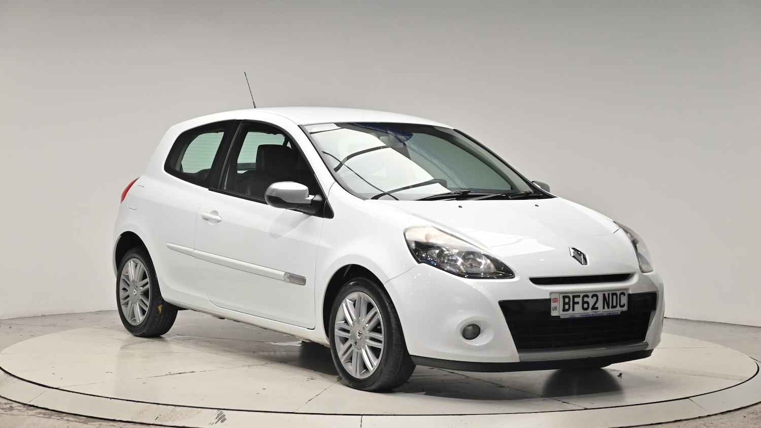 Used Renault Clio 2012 for sale - 76549858: Photo 7