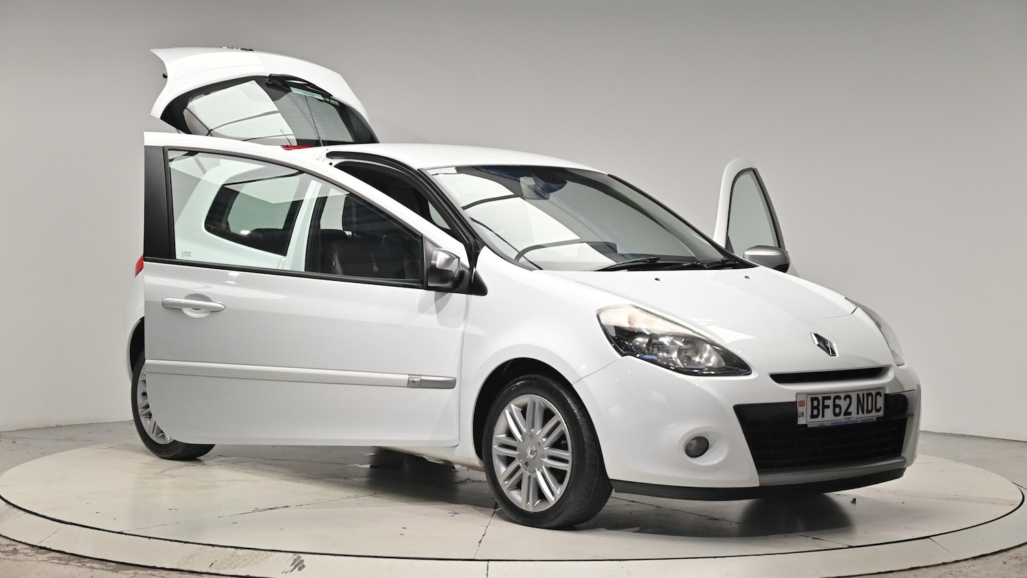 Used Renault Clio 2012 for sale - 76549858: Photo 78