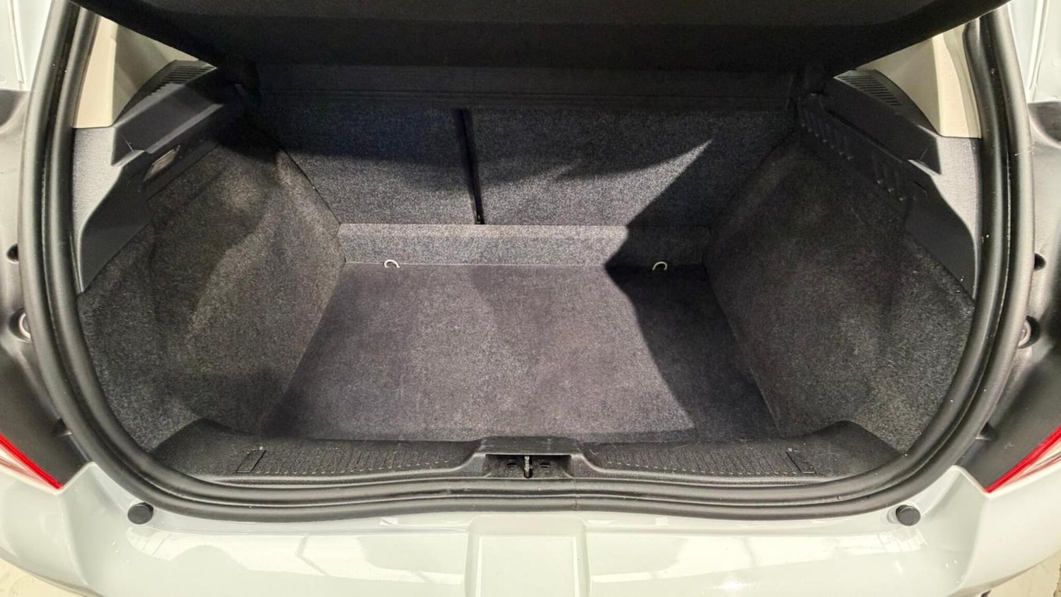 Used Renault Clio 2012 for sale - 76549858: Photo 86