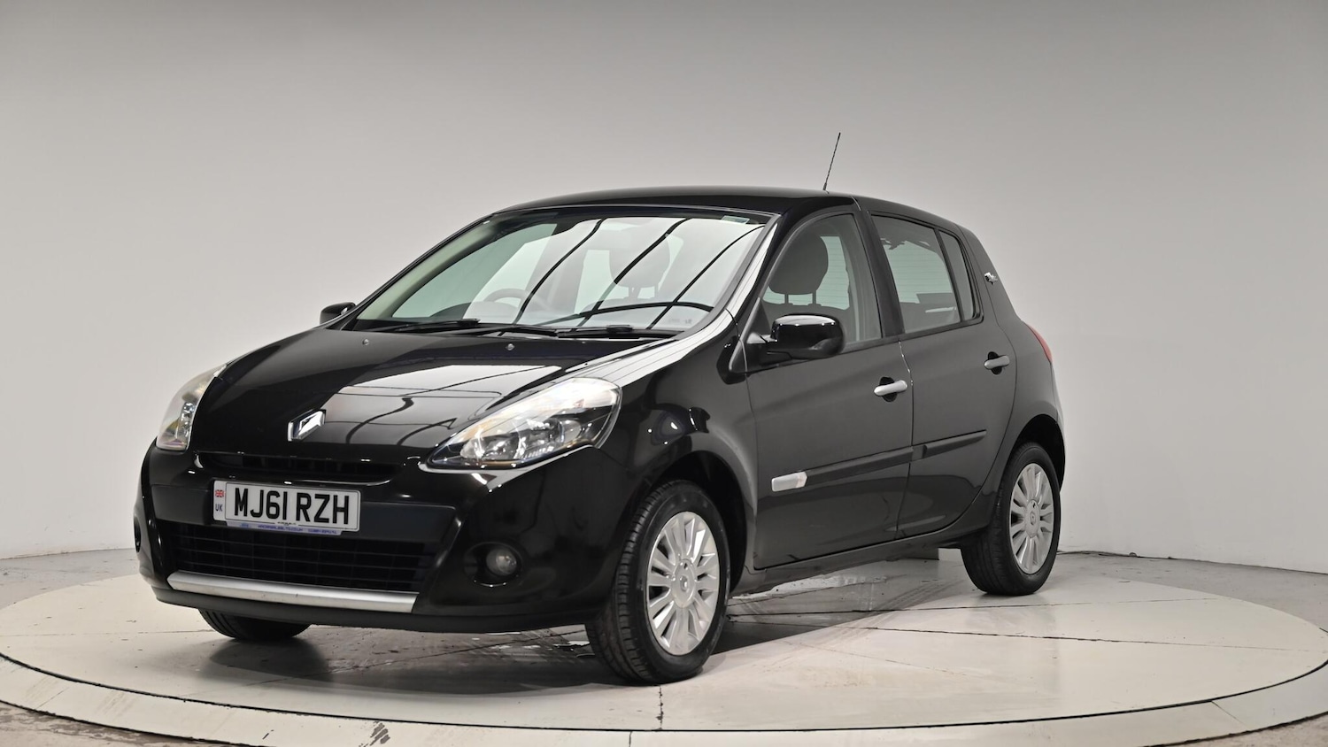 Used Renault Clio 2011 for sale - 76824411: Photo 14