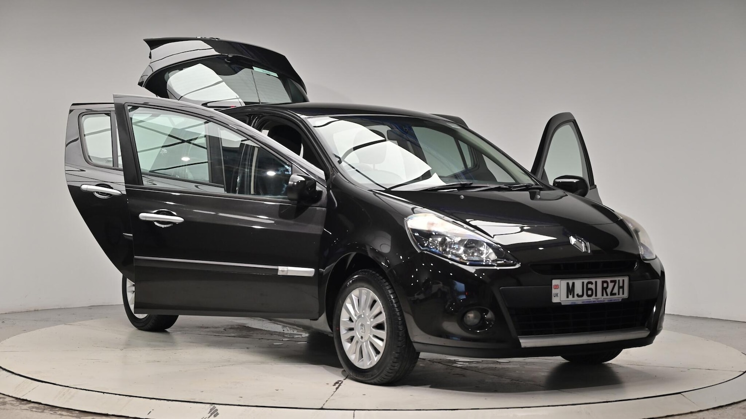 Used Renault Clio 2011 for sale - 76824411: Photo 43